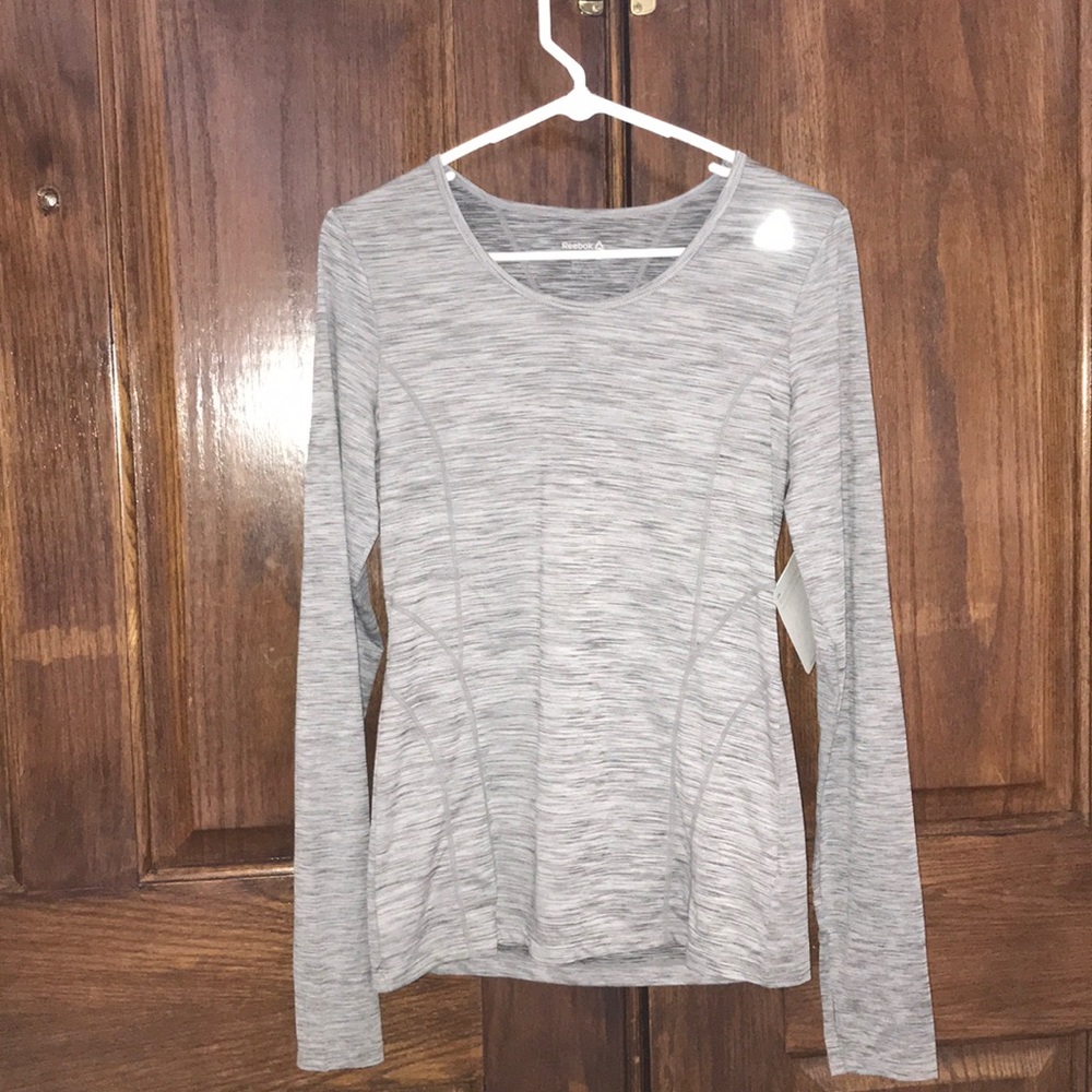 Long sleeve slim dry fit workout top